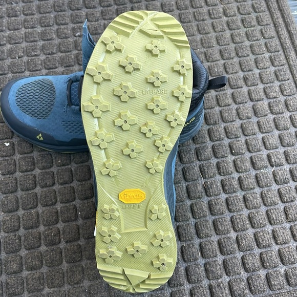 Vasque Breeze LT NTX Waterproof Hiking Boot, Size 8 1/2 - Picture 9 of 10